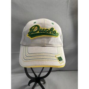 Donegal Bay Oregon Ducks Strap Back‎ Gray Adjustable Hat Cap NCAA